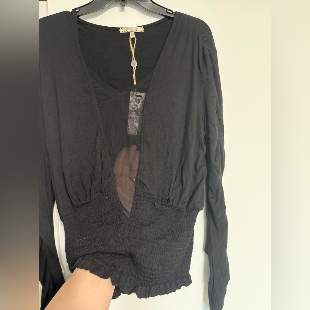 Gimmicks black blouse